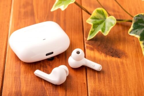 ワイヤレスイヤホン